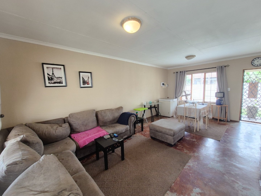 2 Bedroom Property for Sale in Vaalpark Free State